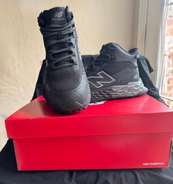 Composite reinforced toe men’s size 12 New Balance Fresh Foam Cremorne MID