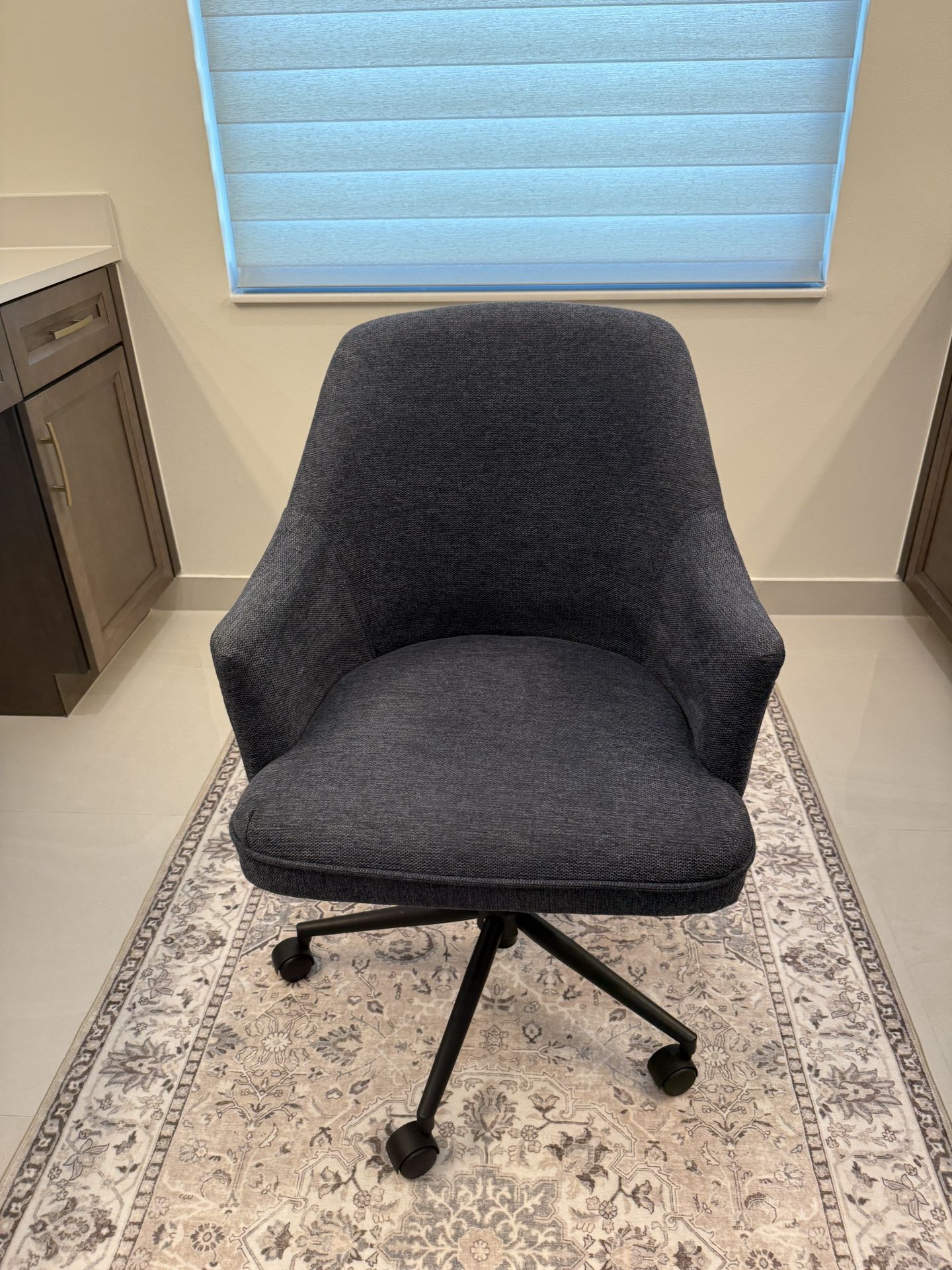 Beautiful, Comfortable Office Chair