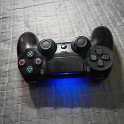 PS4 Controller DualShock 4 - Black PlayStation 4 Video Game Controller Working And Tested