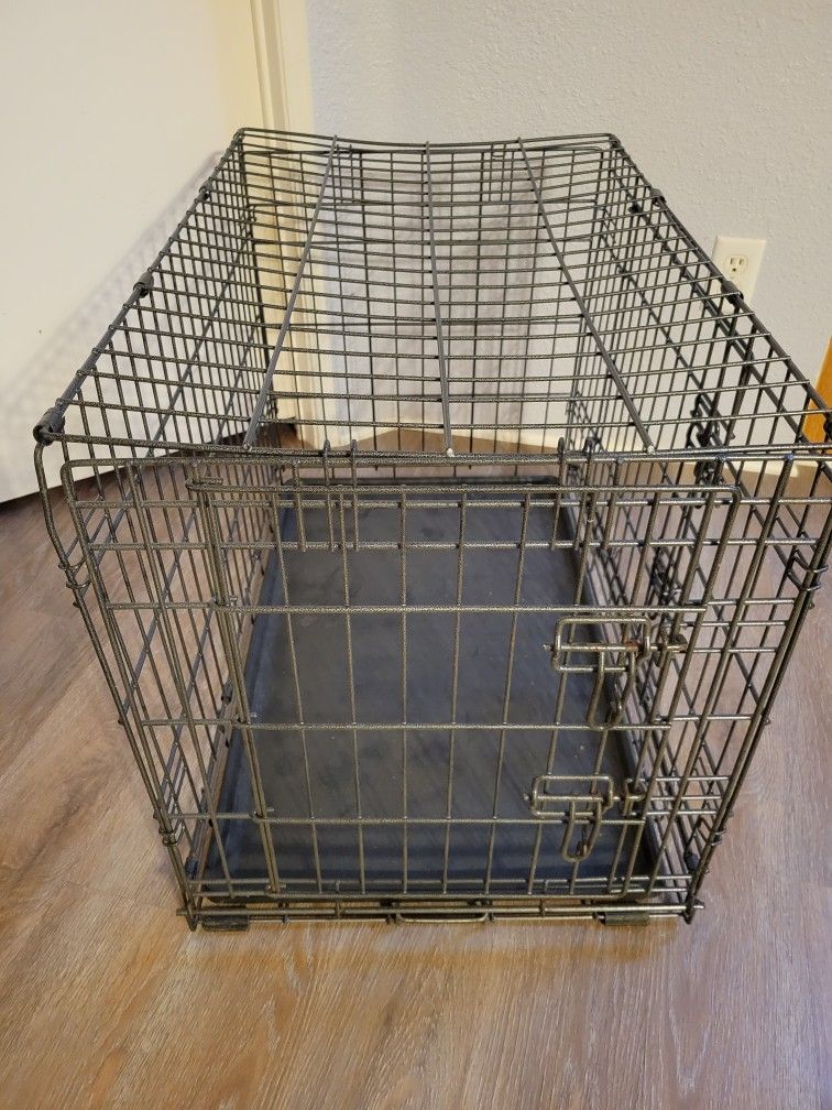Small Dog Crate 30x19x21 - Two Doors