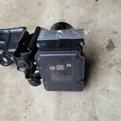 ABS PUMP AND COMPUTER