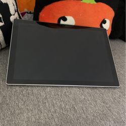Surface Pro 5 Fully Charged No Charger