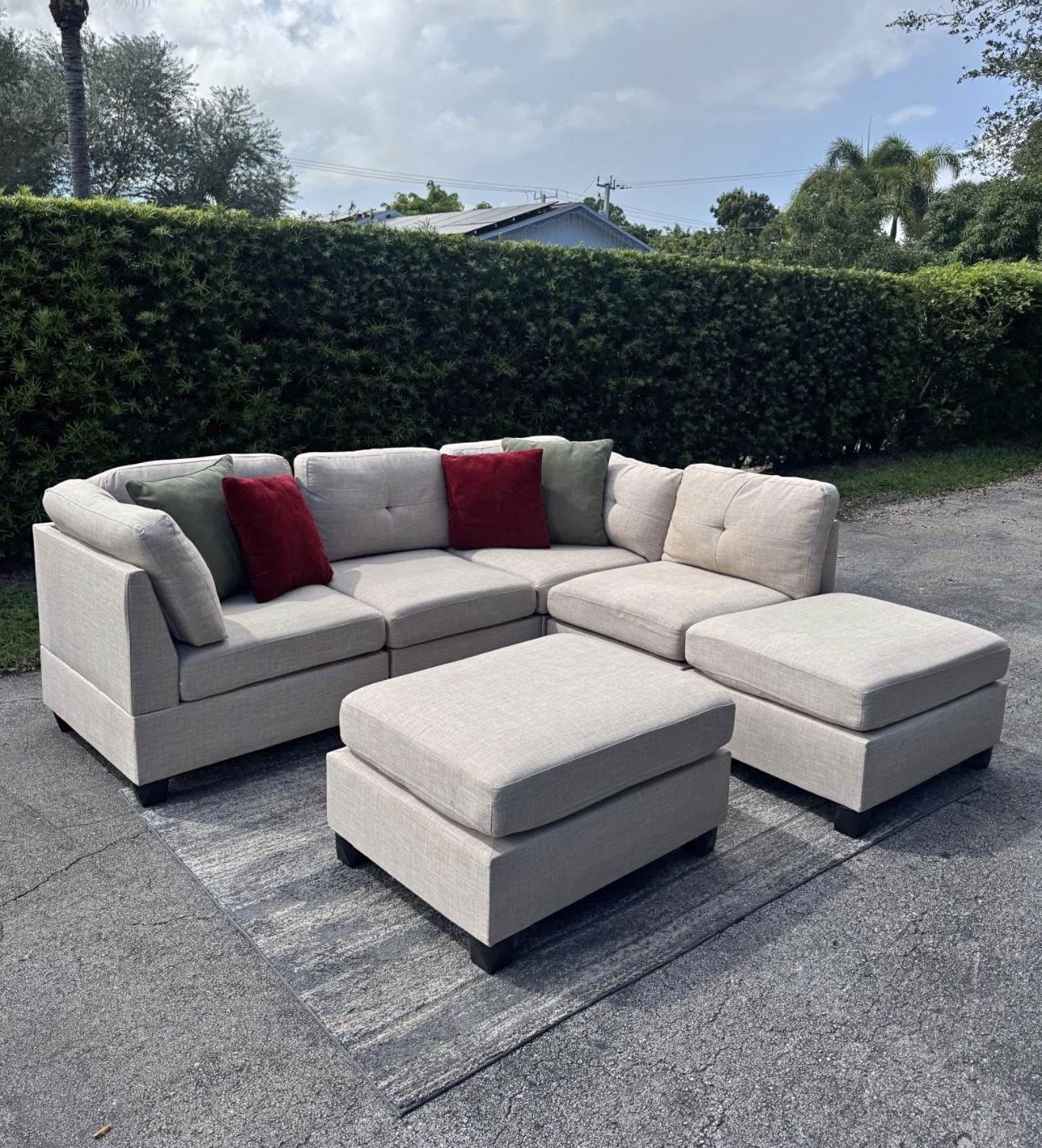 Beige 6 Piece Sectional Couch w/ Ottoman
