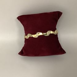 14K Gold Bracelet- 8.1g