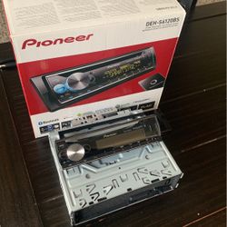 PIONEER - DASH RECEIVER ON SALE