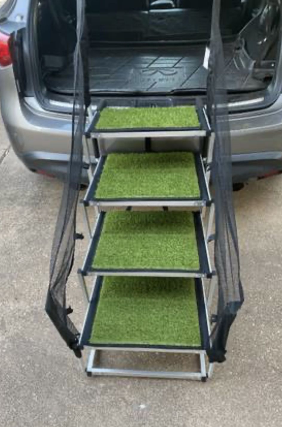 New! Dog Car Stairs w/grass