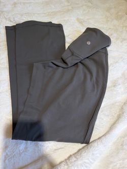 Lululemon leggings size 8