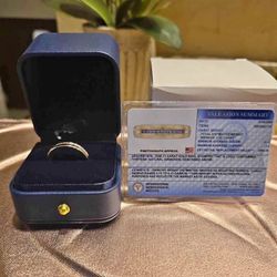 DIAMOND WEDDING RING 