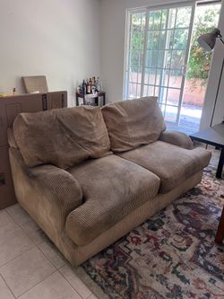 Couch set