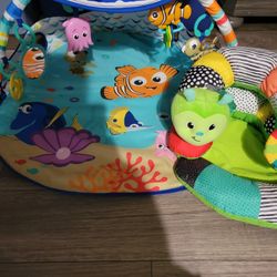 Finding Nemo Play Mat/ Pillar Sit Up 