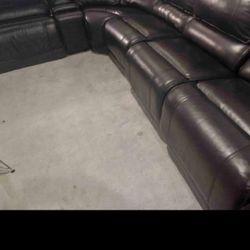SECTIONAL RECLINER ELECTRIC ⚡ BLACK COLOR.. DELIVERY SERVICE AVAILABLE 🚚⚡🚚