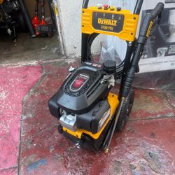 Dewalt Pressure Washer 3100 Psi Used Like Condition 