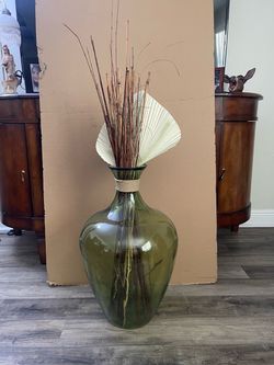Vintage Green Glass Vase 25”1/2H x 14”D In Good Condition $80 Firm on Price