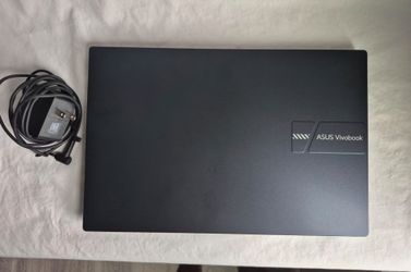 Asus - Viviobook 14 14" FHD Laptop Intel Core - 8GB Memory - 128 GB SSD - Quiet Blue.