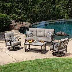 SunVilla Abington 4-piece Outdoor Patio Seating Set (MSRP 1500$)