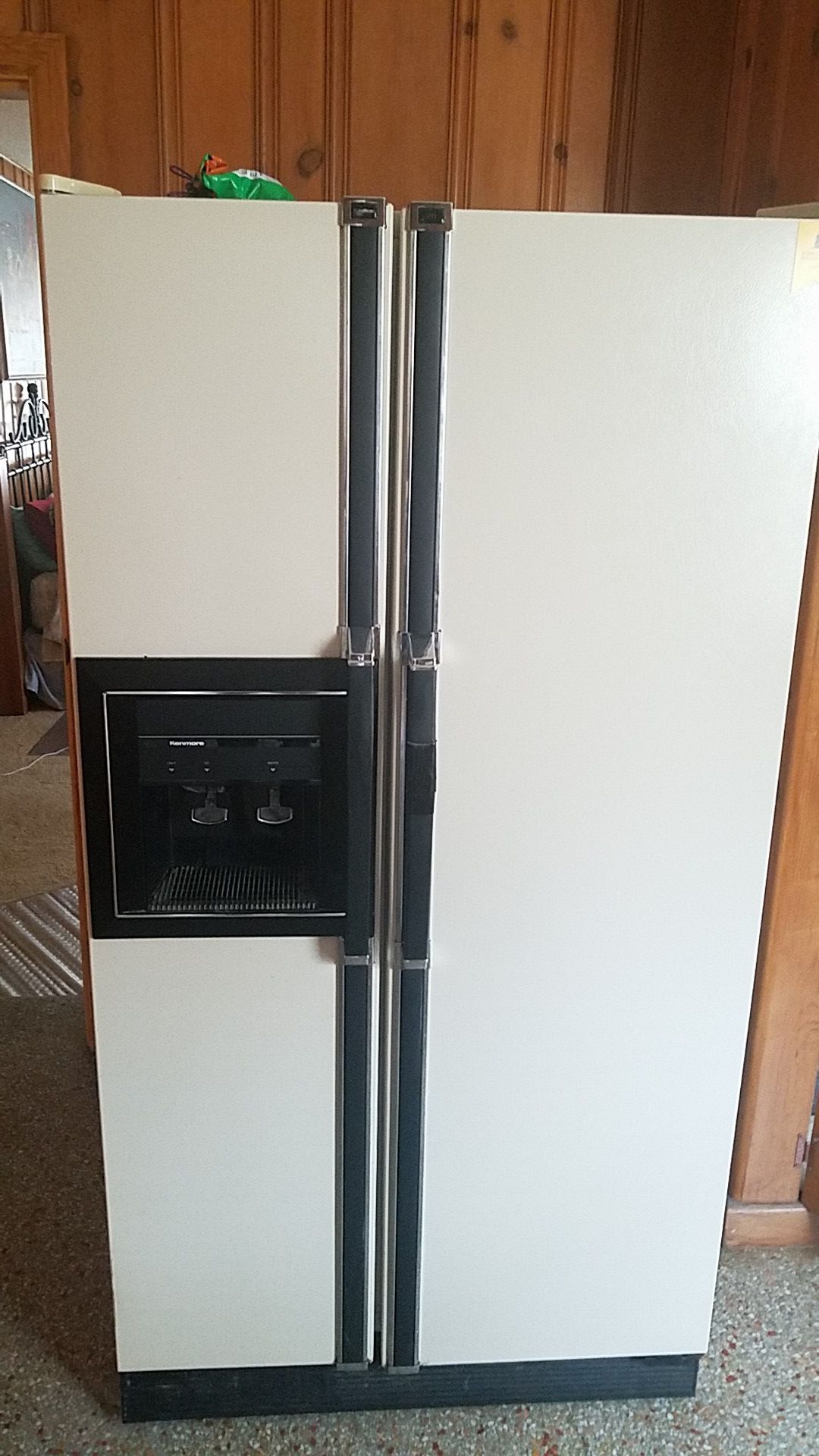 Kenmore Frost Less Refrigerator