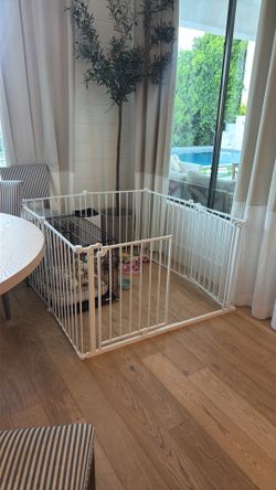 Dog playpen 8 panels