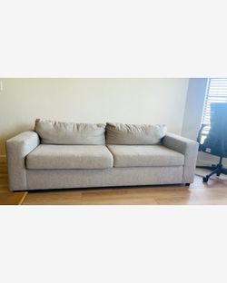 Kylo 3-Seat Sofa – Made in USA – Like New (9 Months Old)