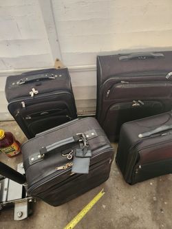 4 Suitcases