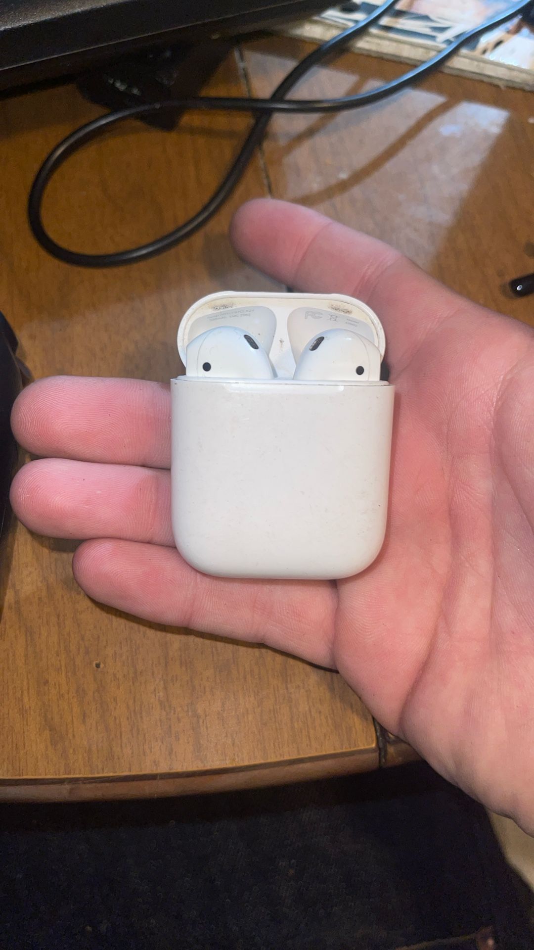 AirPods