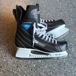 Nike Bauer Supreme Hockey Skates - Men’s 10