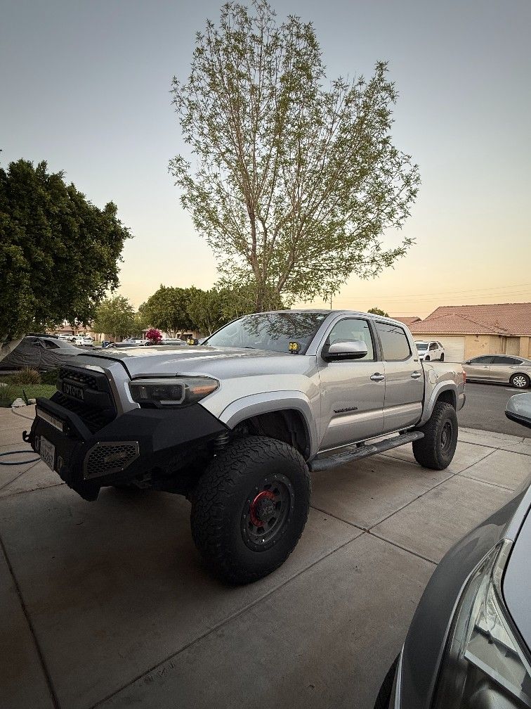 2017 Toyota Tacoma