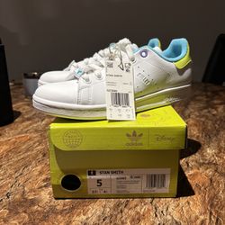 Adidas Disney monsters inc Stan smith shoe! *nwt