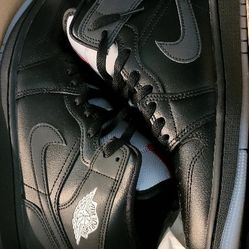 Air Jordan 1 MID SE