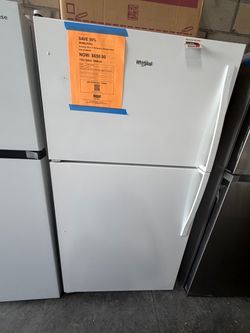 Whirlpool Top-Freezer Refrigerator White