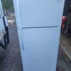 Standard Size Refrigerator 