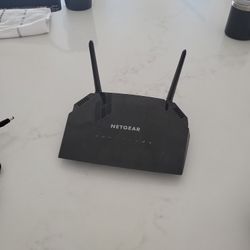 Netgear AC1200 Dual Band Gigabit WiFi Router R6230 - Reduced!!