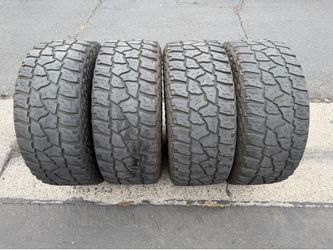 (4) 305/65R17 Mickey Thompson Baja ATZ