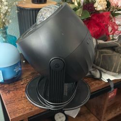 compact DMX-capable moving head LED spot