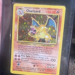 Vintage Pokémon Charizard Holo Base Set 4/102 Original 1999