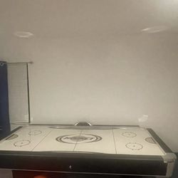 Air Hockey Table