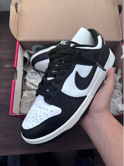 Size 9 Nike Panda Dunks