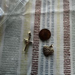 Gold 10K Pendants 