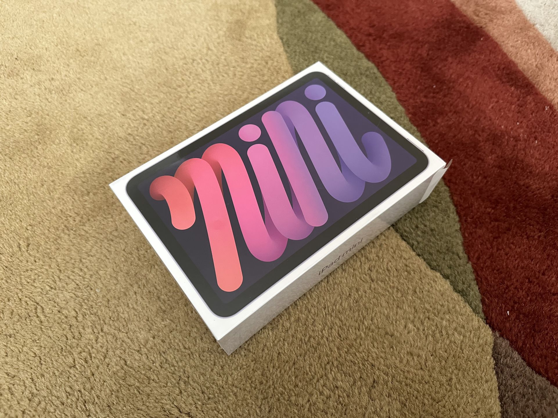 iPad mini 6th Gen Wi-Fi + Cellular Unlocked 64GB Purple Brand New