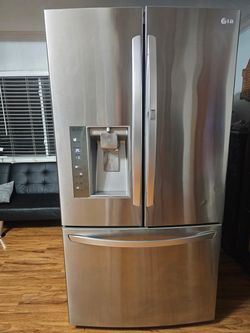 LG Refrigerator for Sale