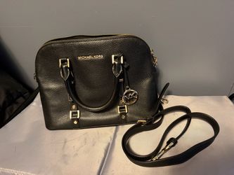 Michael Kors. Crossbody bag
