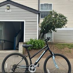 Nishiki Pueblo 26” wheels Mountain Bike – 15” Small Frame - Bicycle