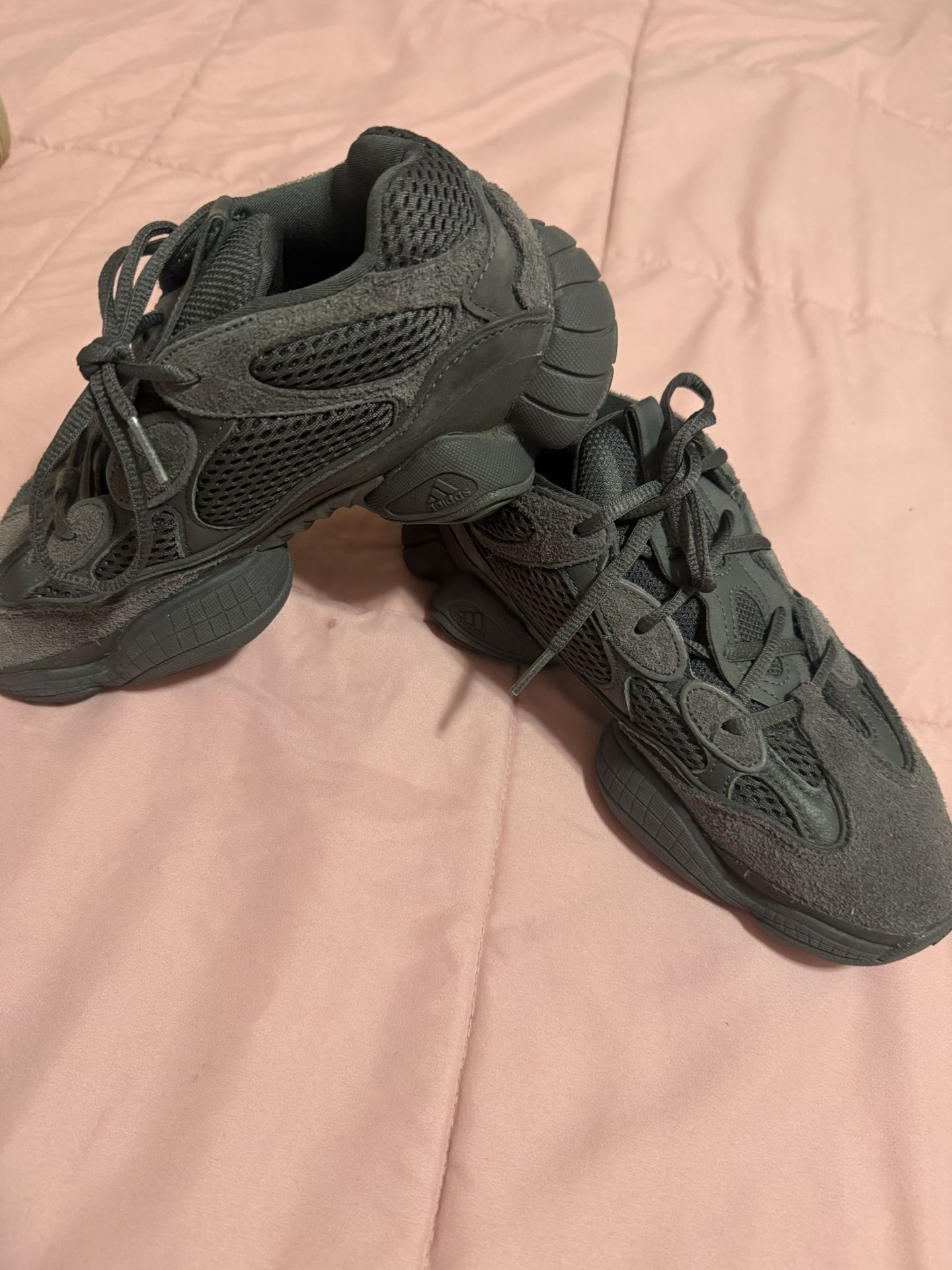 Yeezy Shoes 