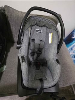 Evenflo Infant Carseat
