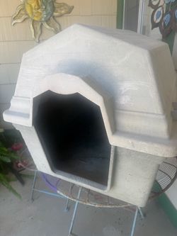 Dog house