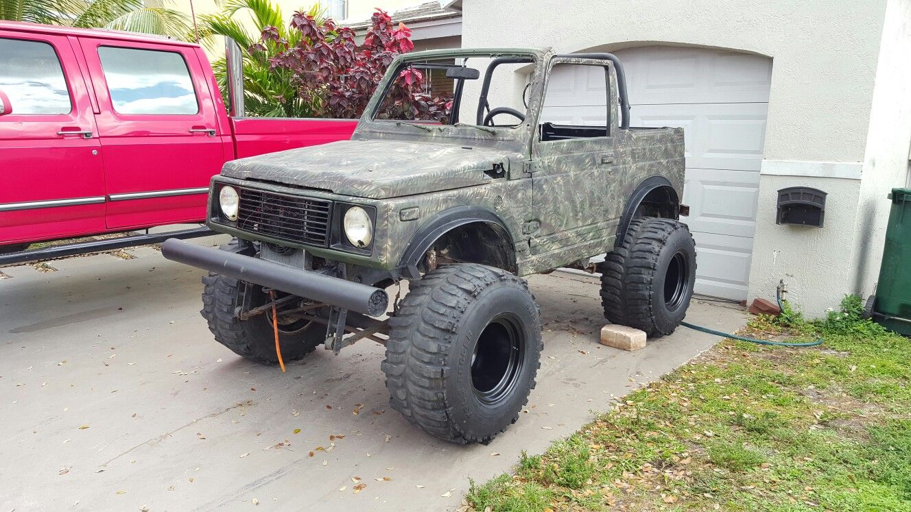 Suzuki Samurai