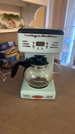 Nostalgia look drip coffee maker