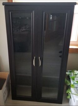 Office Hutch