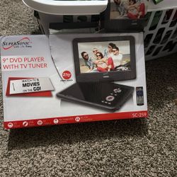 Portable DVD Player 