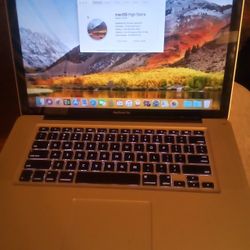 15" MacBook Pro I7 
