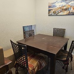 Dining Room Table W/Chairs